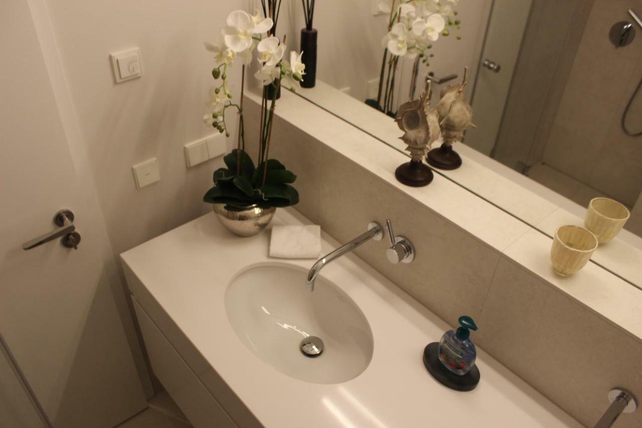 Luxury Apartment In Andreas Quartier デュッセルドルフ エクステリア 写真