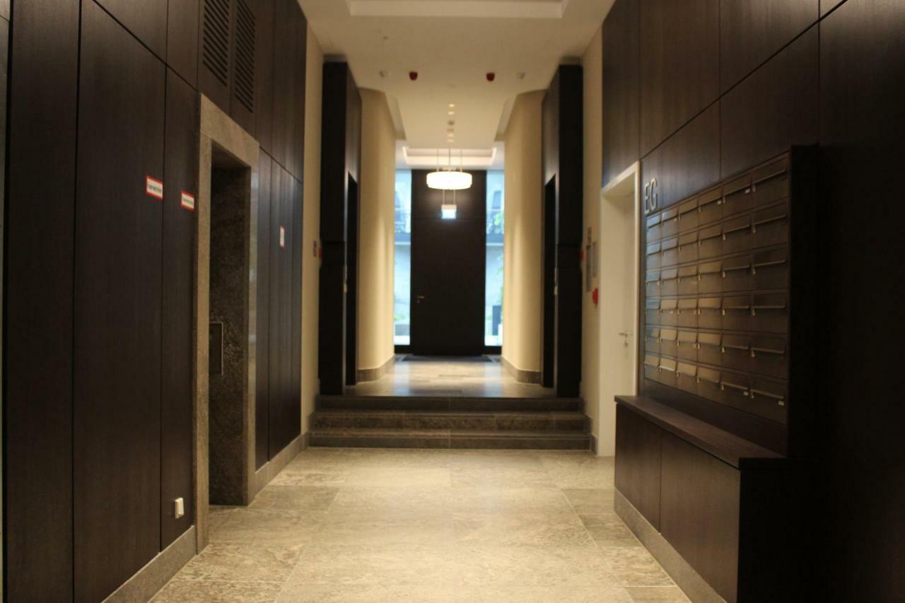 Luxury Apartment In Andreas Quartier デュッセルドルフ エクステリア 写真